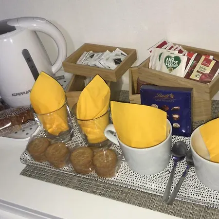 Gli Oleandri ゲストハウス ベッラーノ