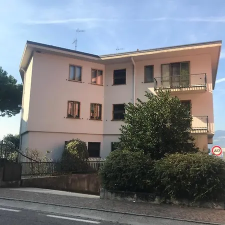 Apartamento Gli Oleandri